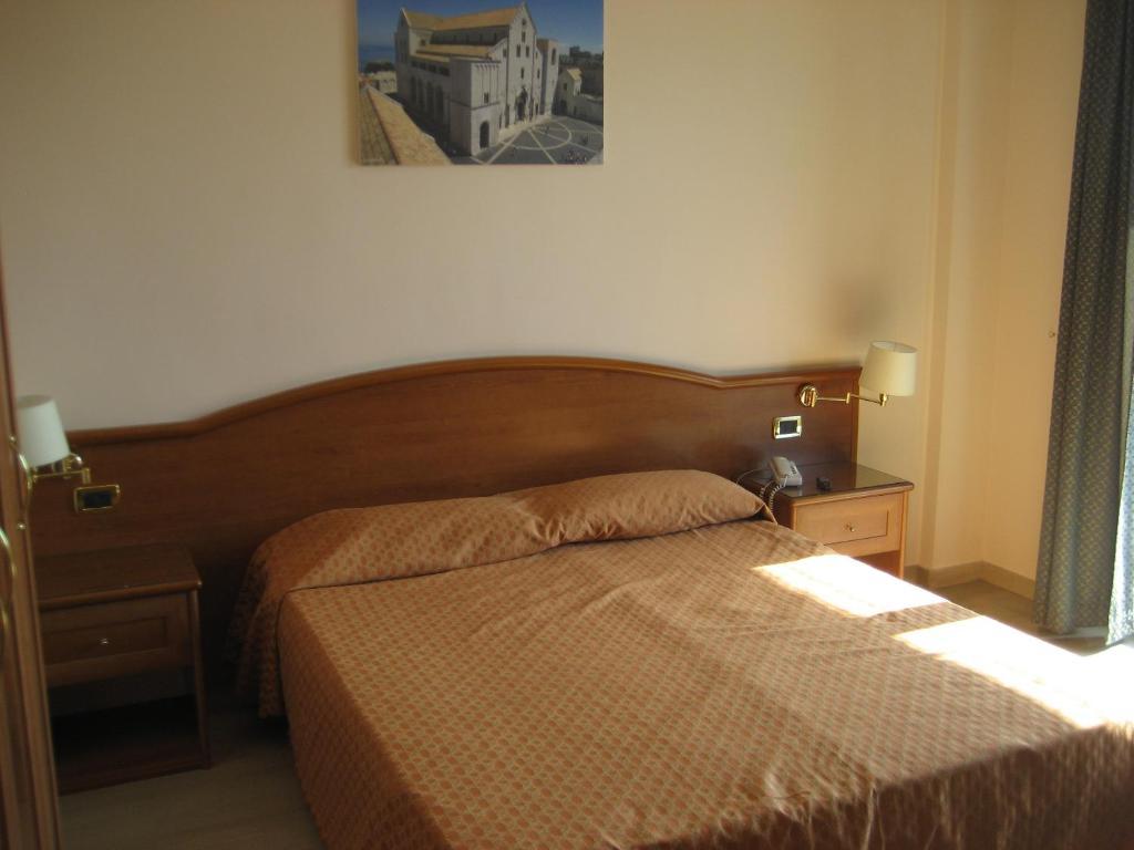 Campus Hotel Bari Rom bilde